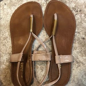 Madden girl sandal